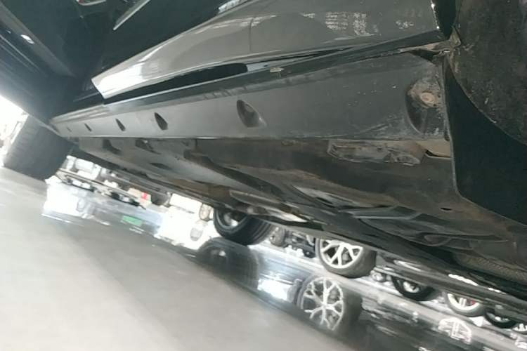 Used Audi Q7 2023 55 TFSI quattro S line Sport Edition Left Side Sill