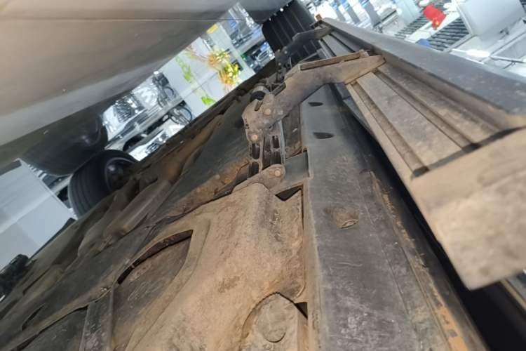 Used Audi Q7 2023 55 TFSI quattro S line Sport Edition Left Side Sill
