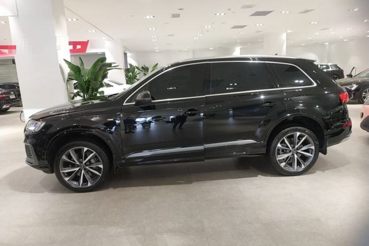Used Audi Q7 2023 55 TFSI quattro S line Sport Edition Left Side