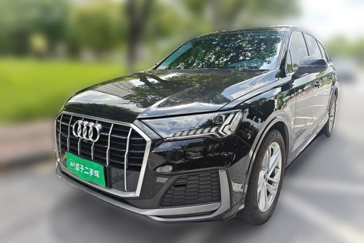 Used Audi Q7 2023 45 TFSI quattro S line Sport model Guazi used car, China used car export, Used car for sale, Used  cars, Cheapest cars for sale