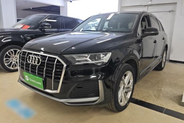 Used Audi Q7 2023 45 TFSI quattro S line Sport model