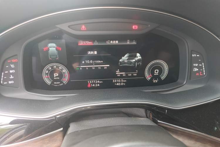 Used Audi Q7 2023 55 TFSI quattro S line Sport Edition Odometer Close Up