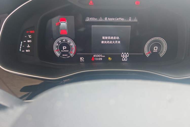 Used Audi Q7 2023 55 TFSI quattro S line Sport Edition Odometer Close Up