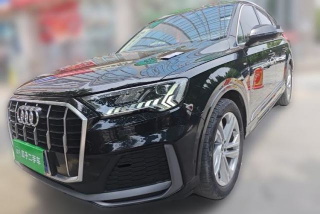 Used Audi Q7 2023 45 TFSI quattro S line Sport model