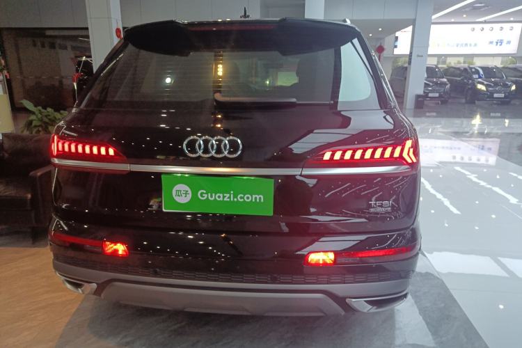 Used Audi Q7 2023 45 TFSI quattro S line Sport model Rear