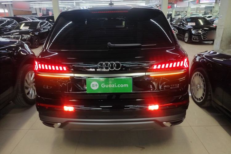 Used Audi Q7 2023 45 TFSI quattro S line Sport model Rear