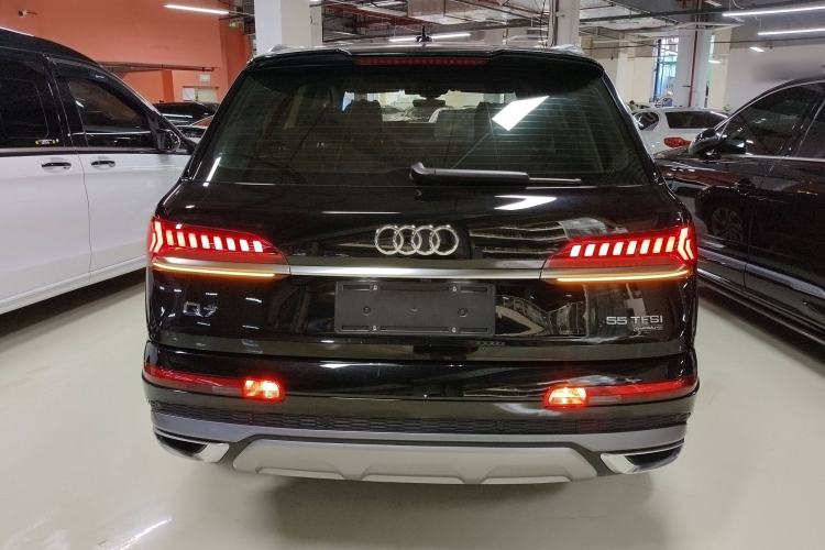 Used Audi Q7 2023 45 TFSI quattro S line Sport model Rear