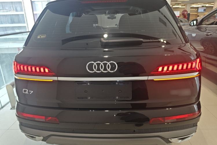Used Audi Q7 2023 55 TFSI quattro S line Sport Edition Rear