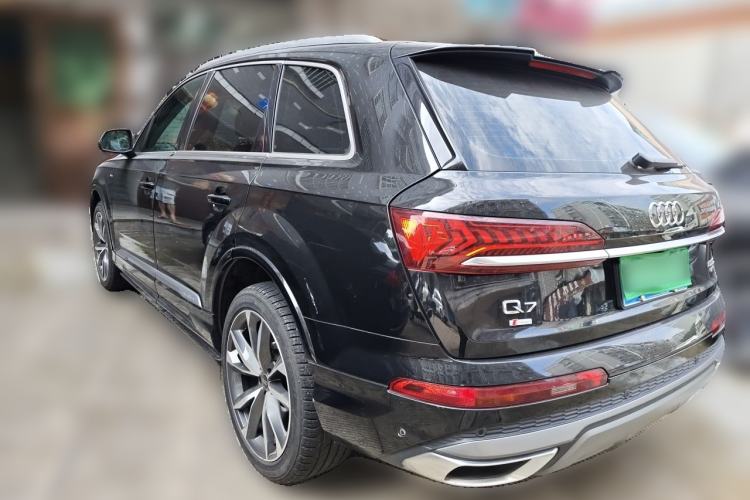 Used Audi Q7 2023 55 TFSI quattro S line Sport Edition Rear Left 45 Deg