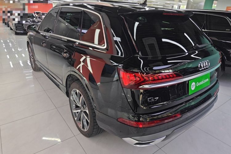 Used Audi Q7 2023 55 TFSI quattro S line Sport Edition Rear Left 45 Deg