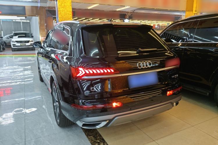 Used Audi Q7 2023 55 TFSI quattro S line Sport Edition Rear Left 45 Deg