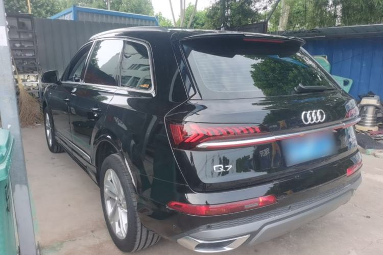 Used Audi Q7 2023 45 TFSI quattro S line Sport model Rear Left 45 Deg