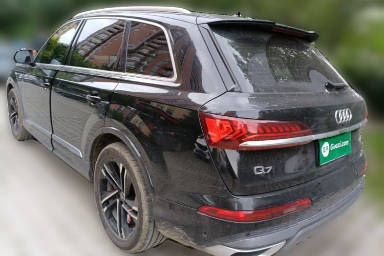 Used Audi Q7 2023 45 TFSI quattro S line Sport model Rear Left 45 Deg