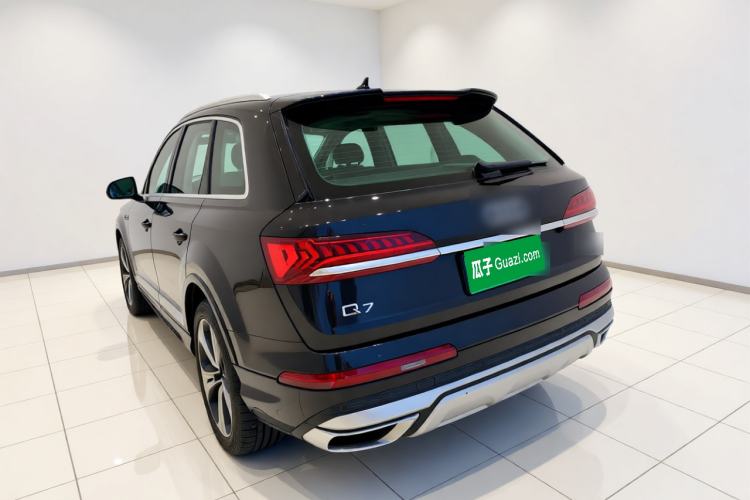 Used Audi Q7 2023 55 TFSI quattro S Prestige Edition Rear Left 45 Deg