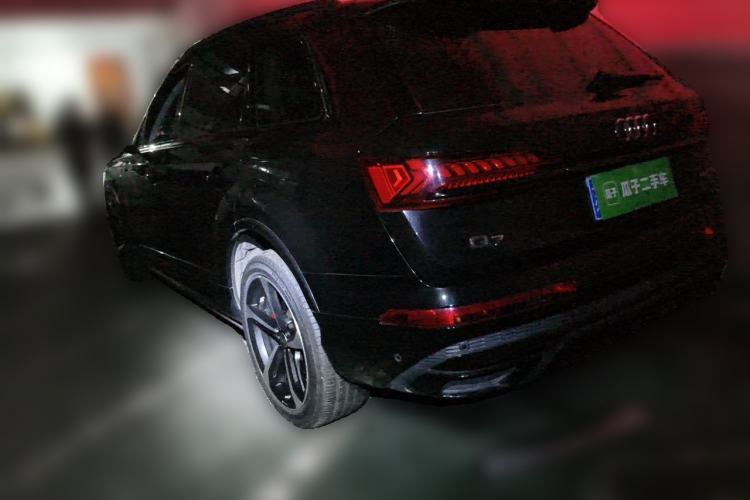 Used Audi Q7 2023 55 TFSI quattro S line Sport Edition Rear Left 45 Deg