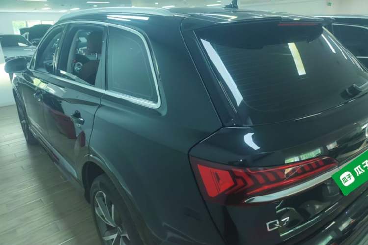 Used Audi Q7 2023 55 TFSI quattro S line Sport Edition Rear Left 45 Deg