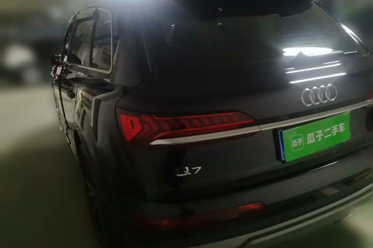Used Audi Q7 2023 55 TFSI quattro S line Sport Edition Rear Left 45 Deg