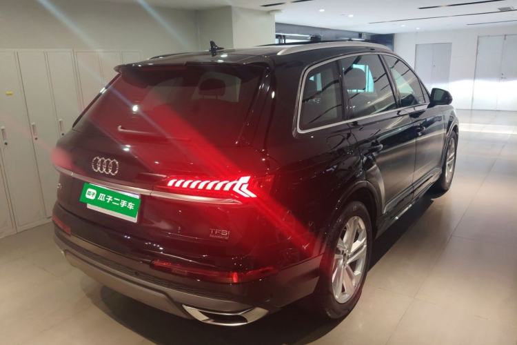 Used Audi Q7 2023 45 TFSI quattro S line Sport model Rear Right 45 Deg