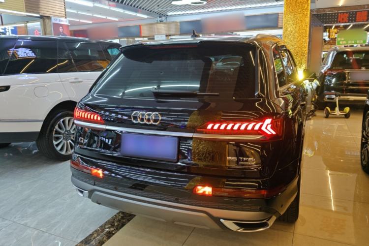 Used Audi Q7 2023 55 TFSI quattro S line Sport Edition Rear Right 45 Deg