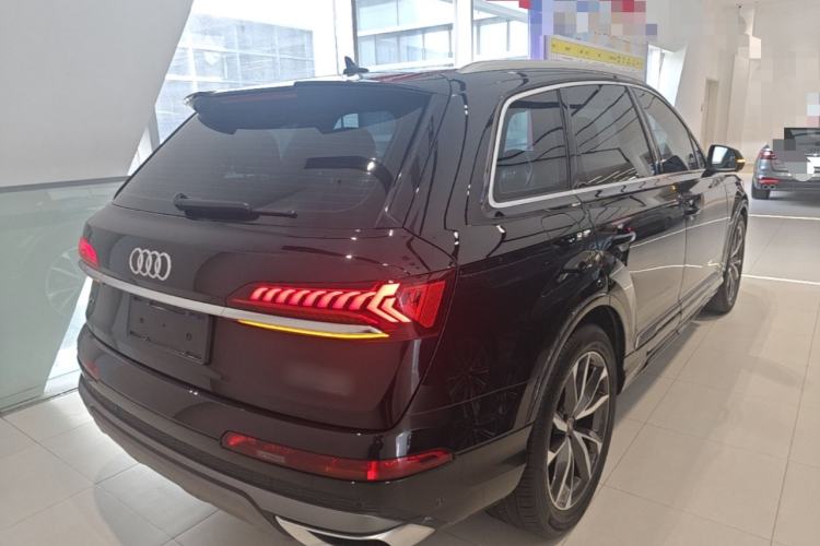 Used Audi Q7 2023 55 TFSI quattro S line Sport Edition Rear Right 45 Deg