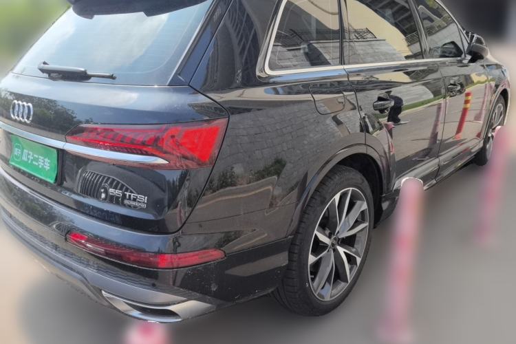 Used Audi Q7 2023 55 TFSI quattro S line Sport Edition Rear Right 45 Deg