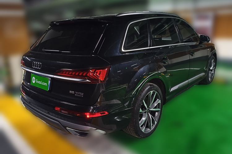 Used Audi Q7 2023 55 TFSI quattro S line Sport Edition Rear Right 45 Deg