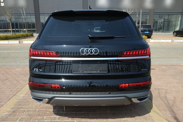 Used Audi Q7 2023 45 TFSI quattro S line Sport model Rear