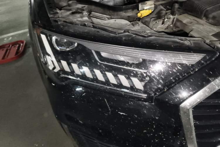 Used Audi Q7 2023 55 TFSI quattro S line Sport Edition Right Front Headlight