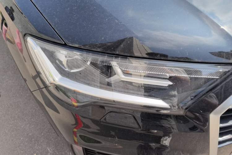 Used Audi Q7 2023 55 TFSI quattro S line Sport Edition Right Front Headlight