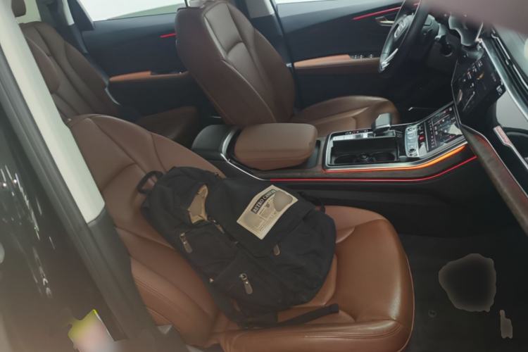 Used Audi Q7 2023 55 TFSI quattro S line Sport Edition Right Front Seat