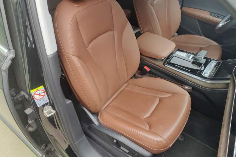 Used Audi Q7 2023 55 TFSI quattro S line Sport Edition Right Front Seat