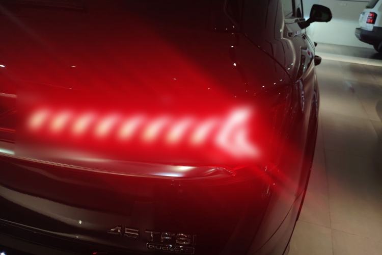 Used Audi Q7 2023 45 TFSI quattro S line Sport model Right Rear Taillight
