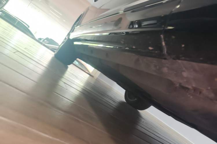 Used Audi Q7 2023 55 TFSI quattro S line Sport Edition Right Side Sill