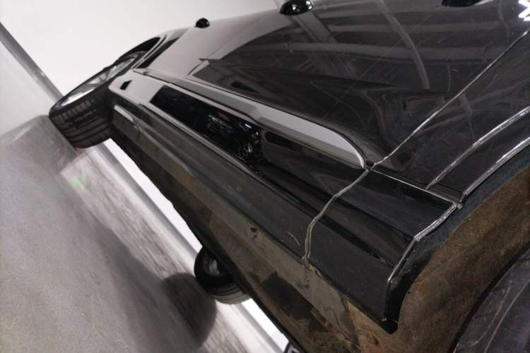 Used Audi Q7 2023 45 TFSI quattro S line Sport model Right Side Sill