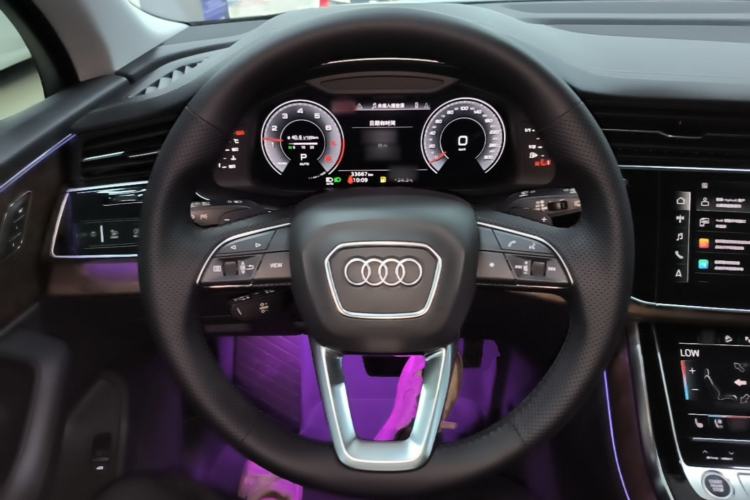 Used Audi Q7 2023 45 TFSI quattro S line Sport model Steering Wheel
