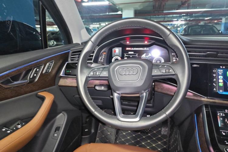 Used Audi Q7 2023 55 TFSI quattro S line Sport Edition Steering Wheel