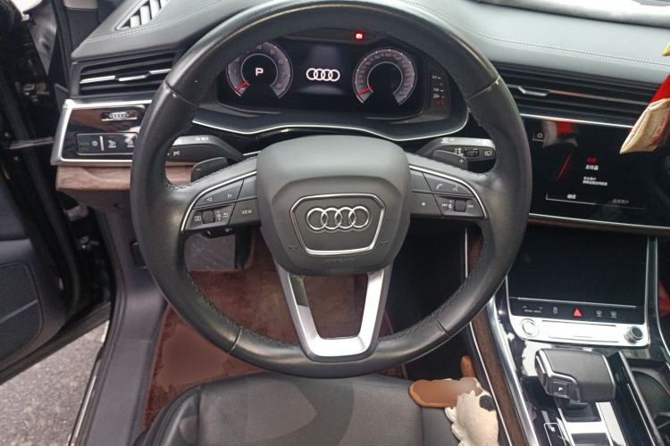 Used Audi Q7 2023 55 TFSI quattro S line Sport Edition Steering Wheel