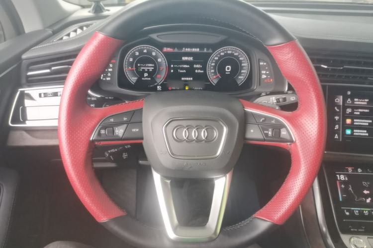Used Audi Q7 2023 45 TFSI quattro S line Sport model Steering Wheel