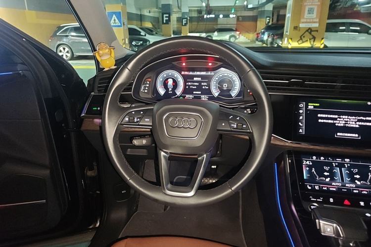 Used Audi Q7 2023 55 TFSI quattro S line Sport Edition Steering Wheel