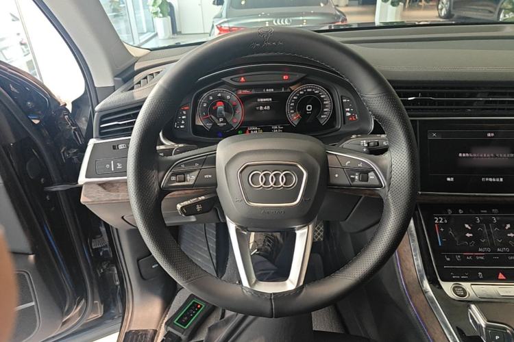 Used Audi Q7 2023 55 TFSI quattro S line Sport Edition Steering Wheel