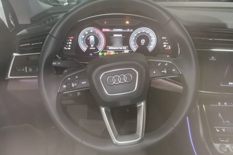 Used Audi Q7 2023 55 TFSI quattro S line Sport Edition Steering Wheel