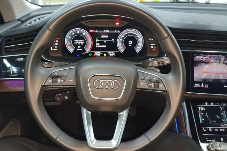 Used Audi Q7 2023 55 TFSI quattro S line Sport Edition Steering Wheel