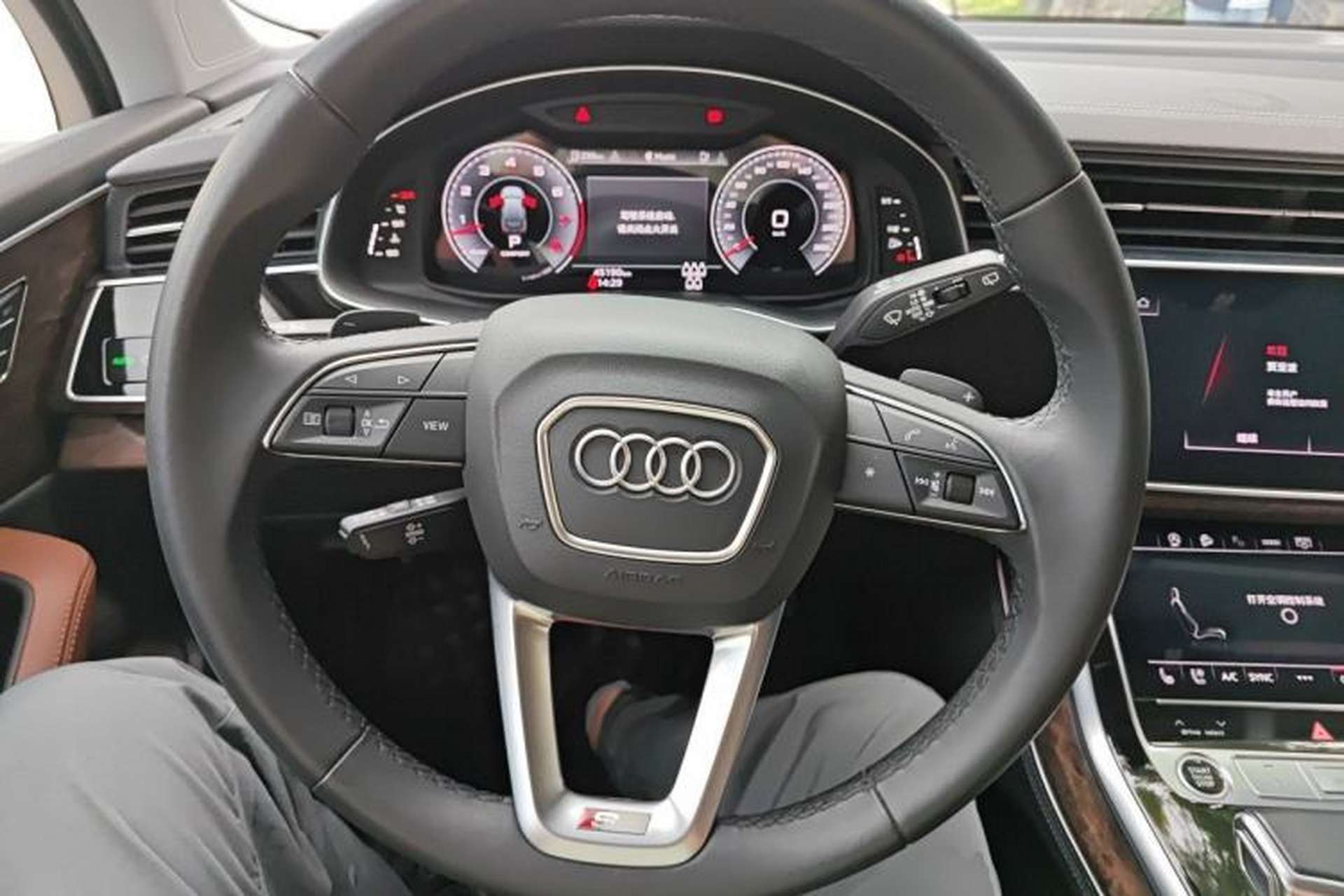 Used Audi Q7 2023 55 TFSI quattro S line Sport Edition Steering Wheel