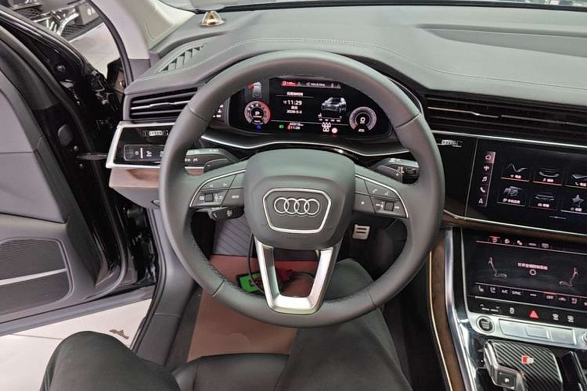 Used Audi Q7 2023 55 TFSI quattro S line Sport Edition Steering Wheel