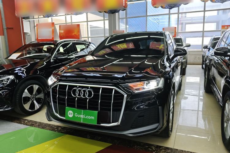 Used Audi Q7 2023 45 TFSI quattro S line Sport model Guazi used car, China used car export, Used car for sale, Used  cars, Cheapest cars for sale