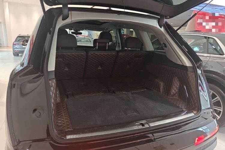 Used Audi Q7 2023 55 TFSI quattro S line Sport Edition Trunk