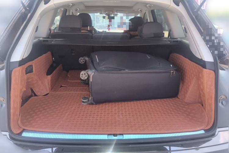 Used Audi Q7 2023 45 TFSI quattro S line Sport model Trunk