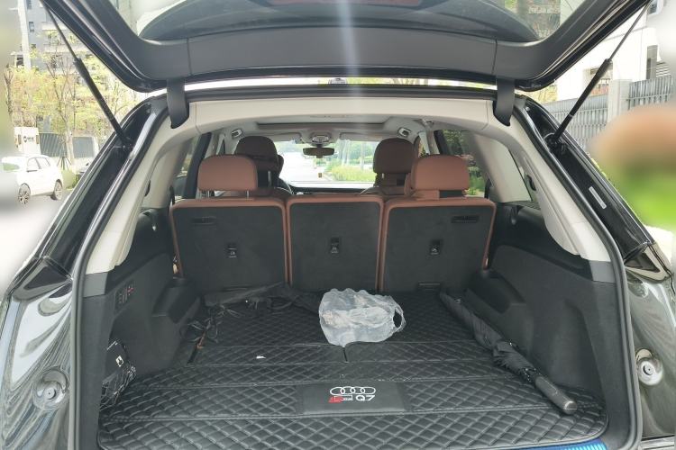 Used Audi Q7 2023 55 TFSI quattro S line Sport Edition Trunk