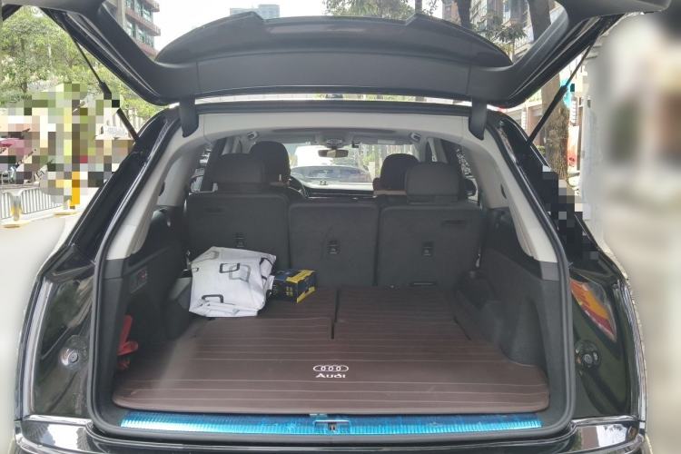 Used Audi Q7 2023 55 TFSI quattro S line Sport Edition Trunk