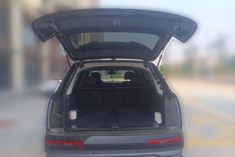 Used Audi Q7 2023 55 TFSI quattro S line Sport Edition Trunk